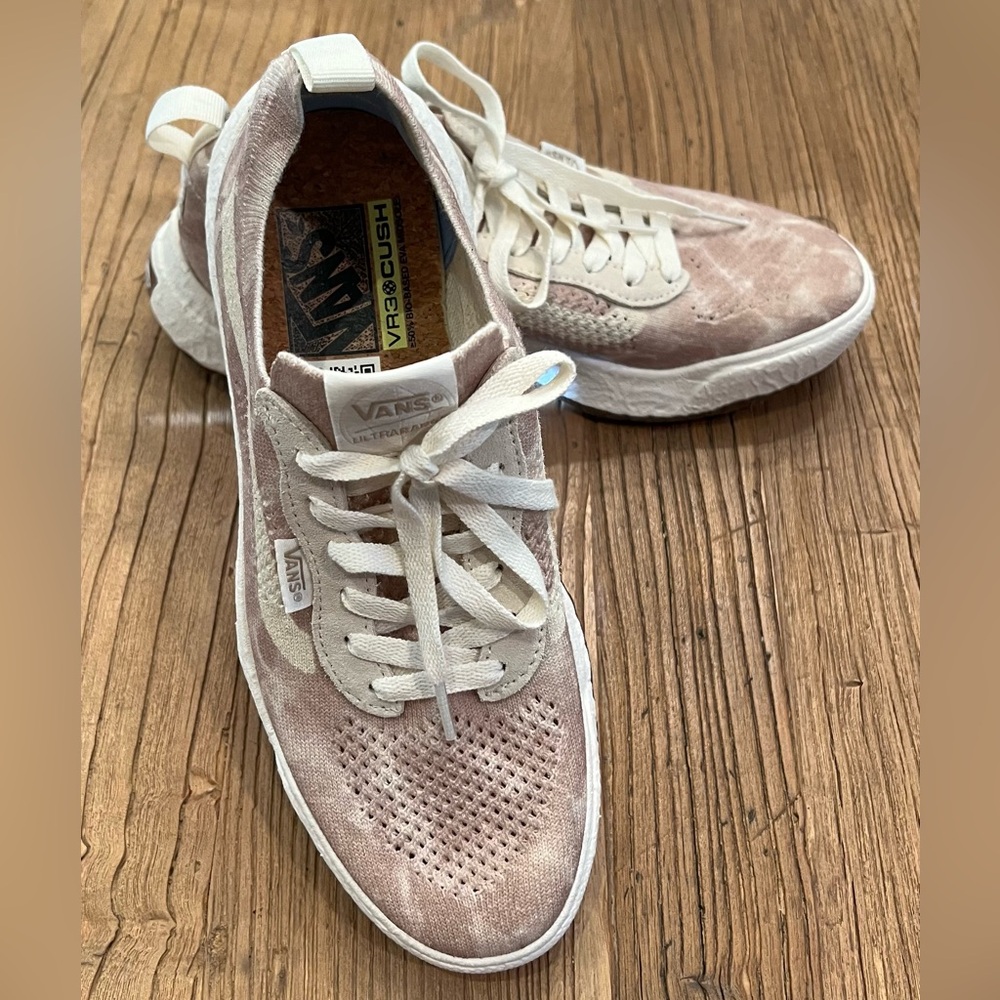 New Vans UltraRange VR3 Cush Insole, Beach Sand Beige Low Top M 7, W 8.5, Eur 39